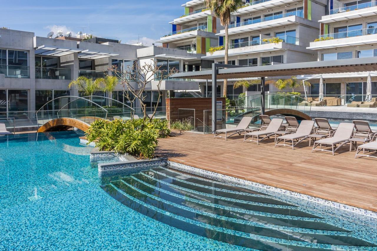 Carmencita Studio B14 With Pool & Gym Limassol Exterior foto