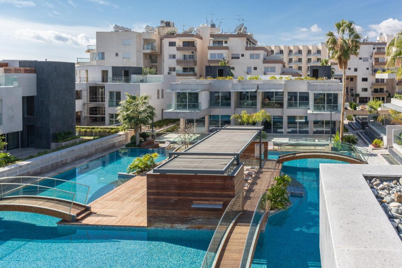 Carmencita Studio B14 With Pool & Gym Limassol Exterior foto